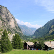 Unsere Berghütte ind den Alpen